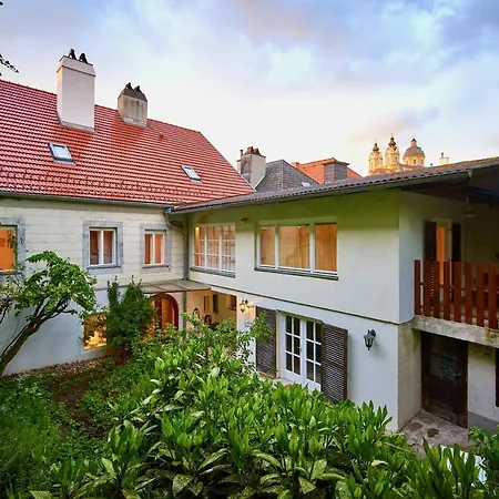 Altstadt Apartments Melk Mit Sauna Exterior photo